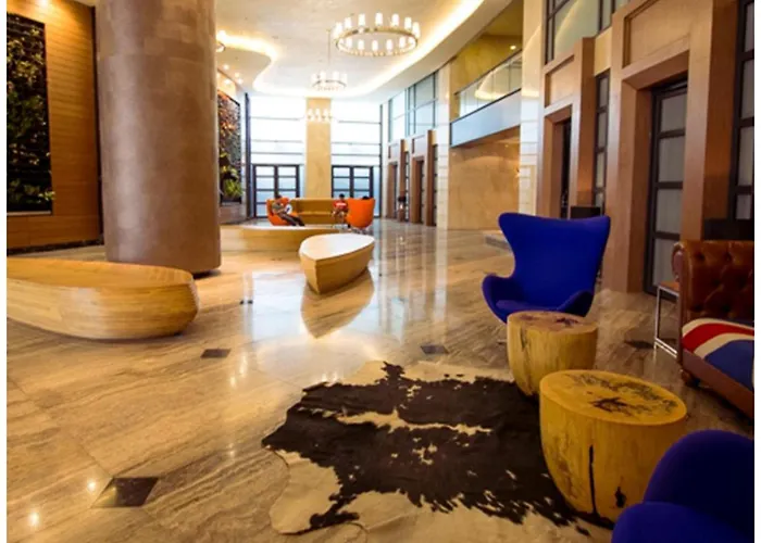 Stayluxia - Knightsbridge - One Bedroom Luxury With Pool, Gym, Netflix, Free Amenities - Housekeeping Available Aparthotel