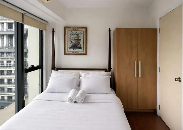 Aparthotel Stayluxia - Knightsbridge - One Bedroom Luxury With Pool, Gym, Netflix, Free Amenities - Housekeeping Available